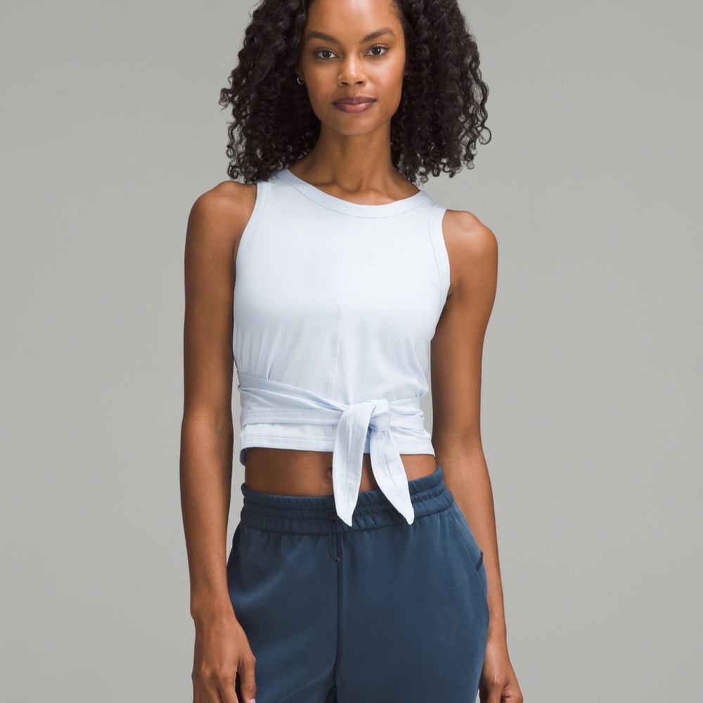 Lululemon it’s a tie tank size 0